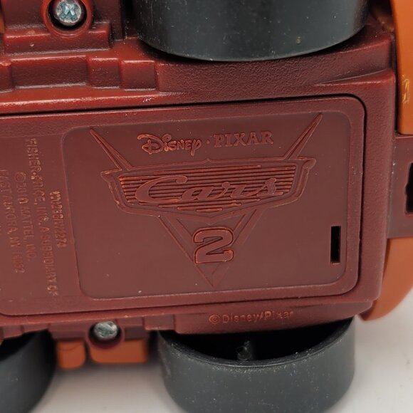 Disney Pixar Cars 2 Battery Operated Shake N' Go Tow Mater Brown Toy Truck Used - Picture 7 of 8